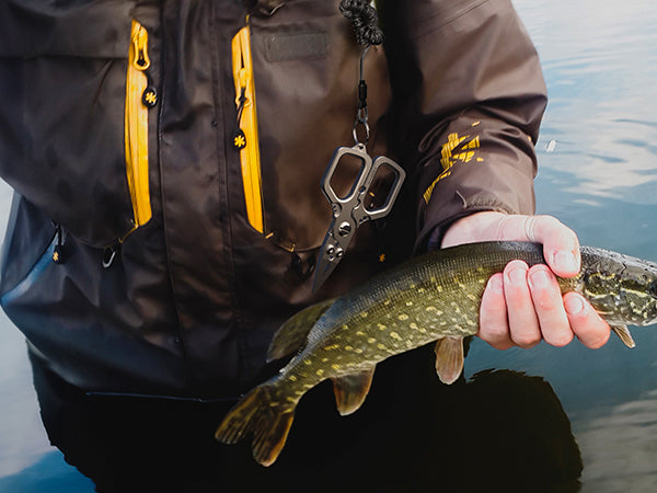 HookEze Compact Titanium Plier With Lanyard